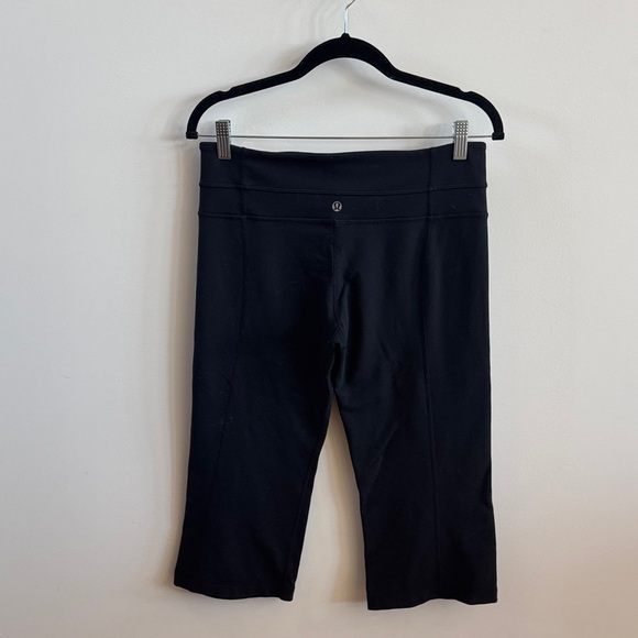 lululemon athletica Black Cropped Pants - Picture 3 of 6